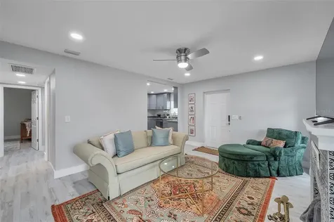 2703 18th Street S St Petersburg FL 33712