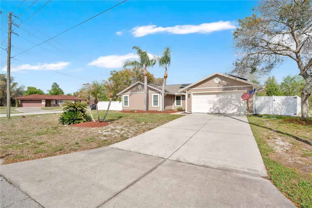 985 Hemingway Drive Deltona FL 32725