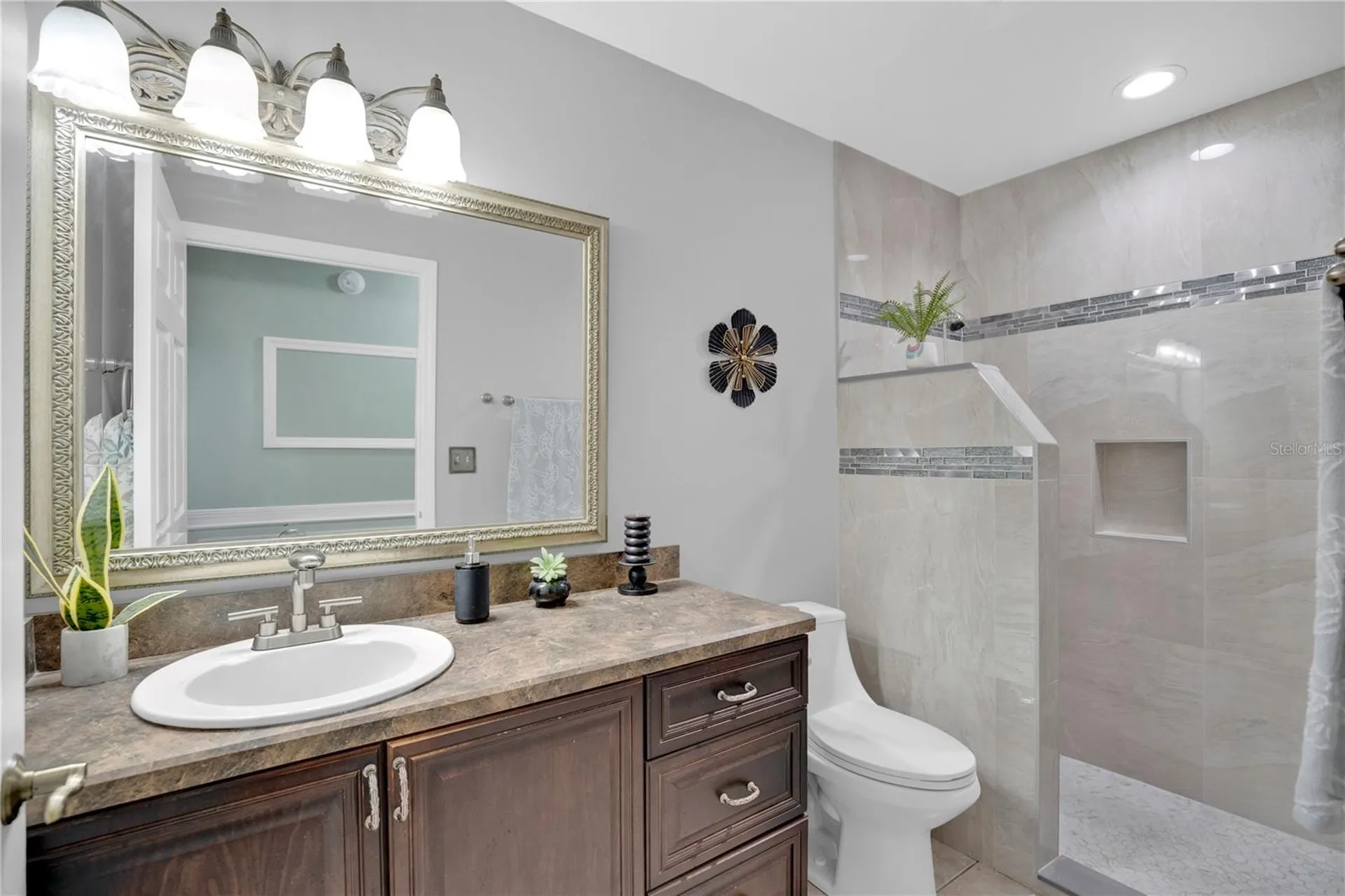 985 Hemingway Drive Deltona FL 32725
