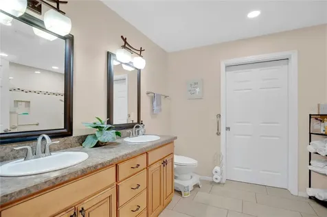 985 Hemingway Drive Deltona FL 32725