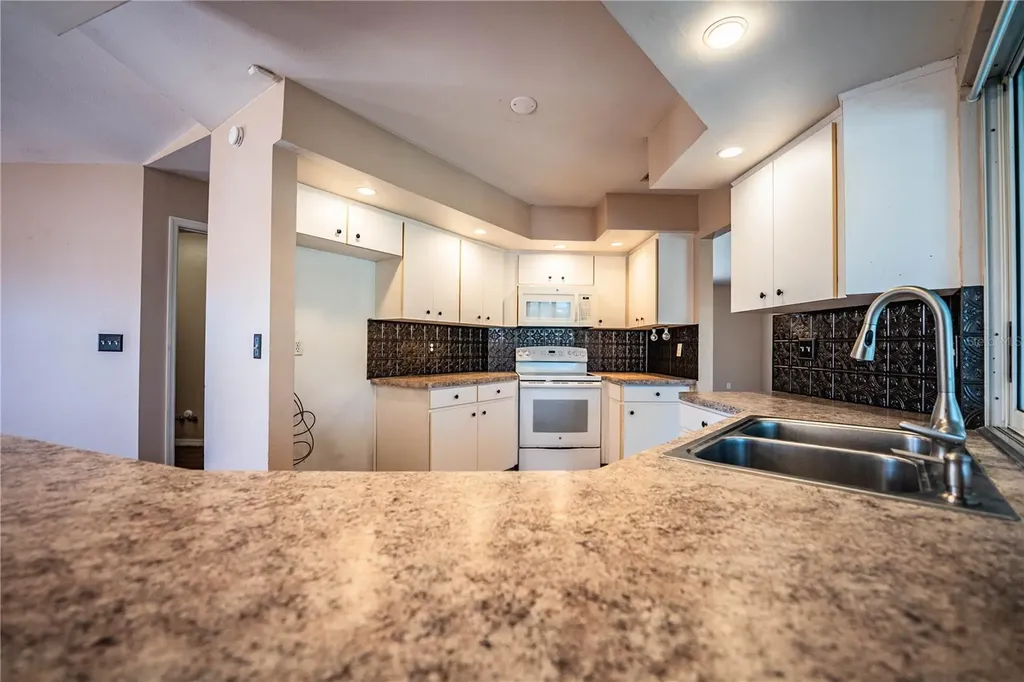 507 Powder Horn Row Lakeland FL 33809