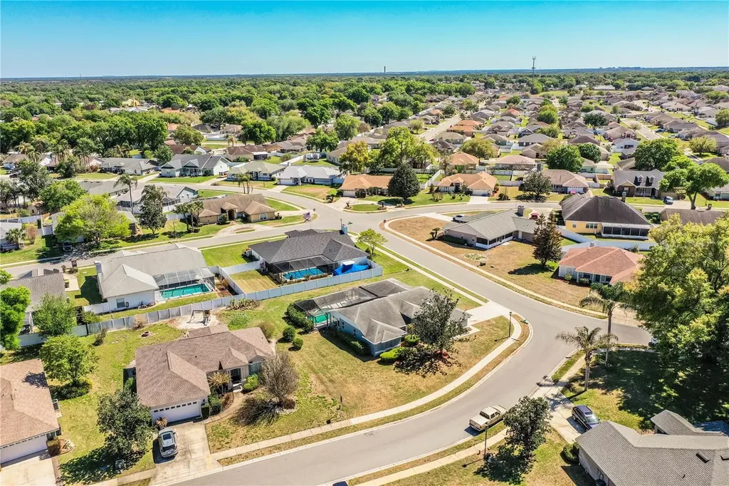 507 Powder Horn Row Lakeland FL 33809