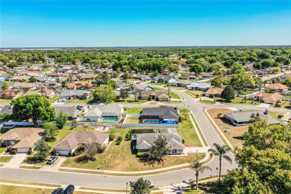 507 Powder Horn Row Lakeland FL 33809