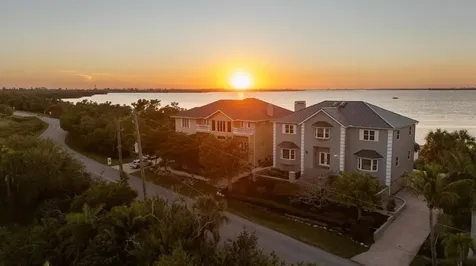 3308 Palma Sola Boulevard Bradenton FL 34209