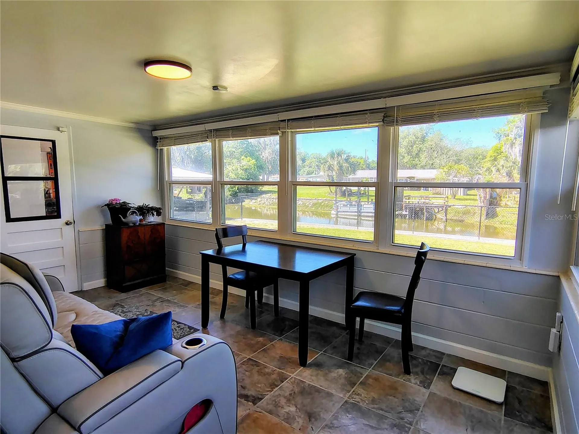 664 Cr 467 Lake Panasoffkee FL 33538