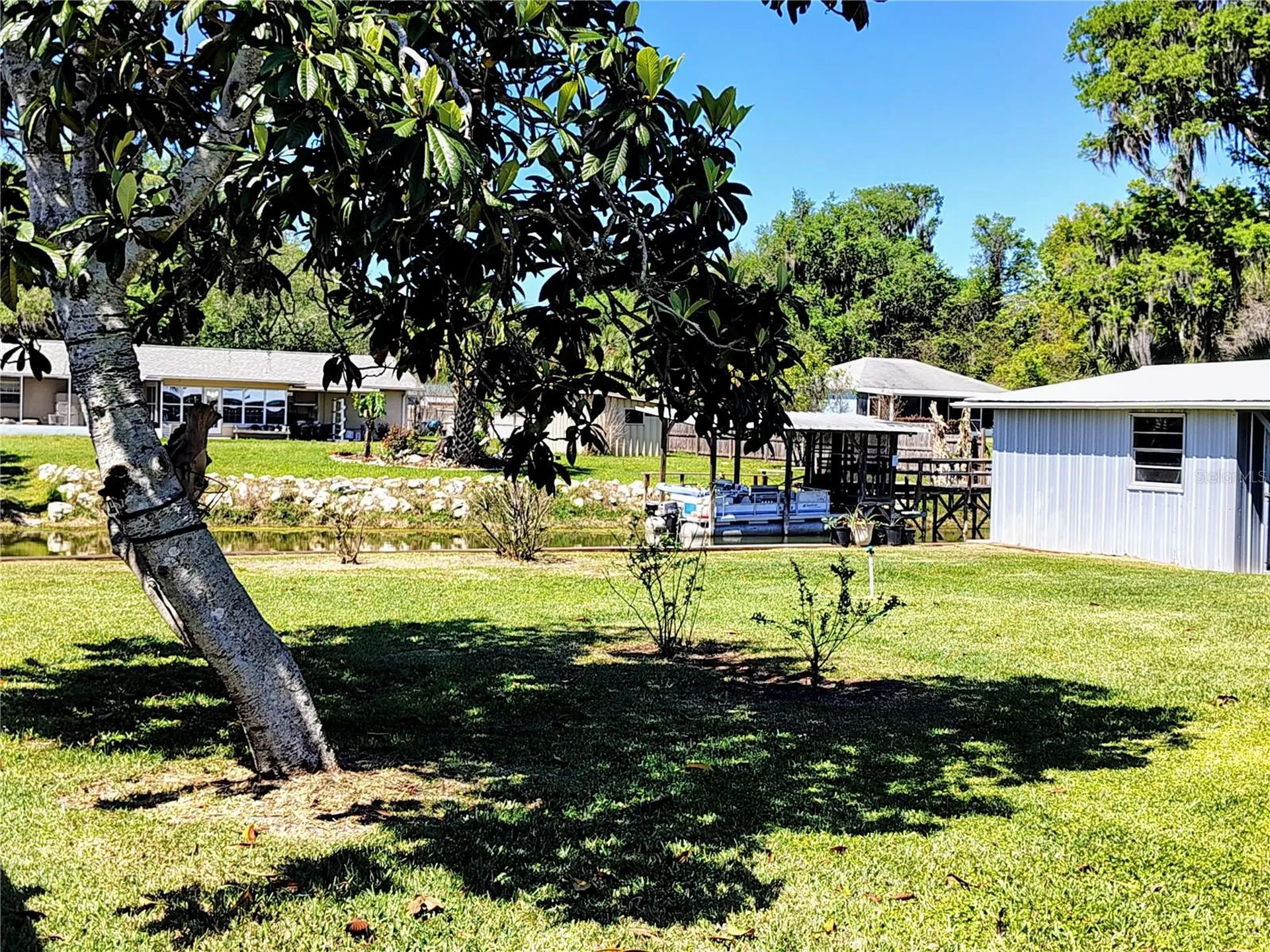 664 Cr 467 Lake Panasoffkee FL 33538