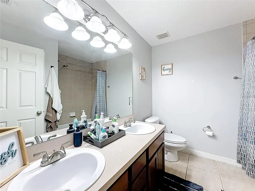 2272 Wekiva Village Lane Apopka FL 32703