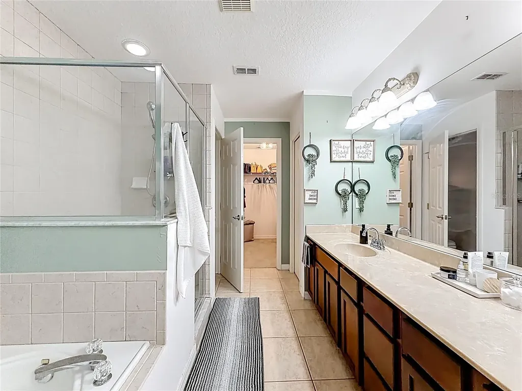 2272 Wekiva Village Lane Apopka FL 32703