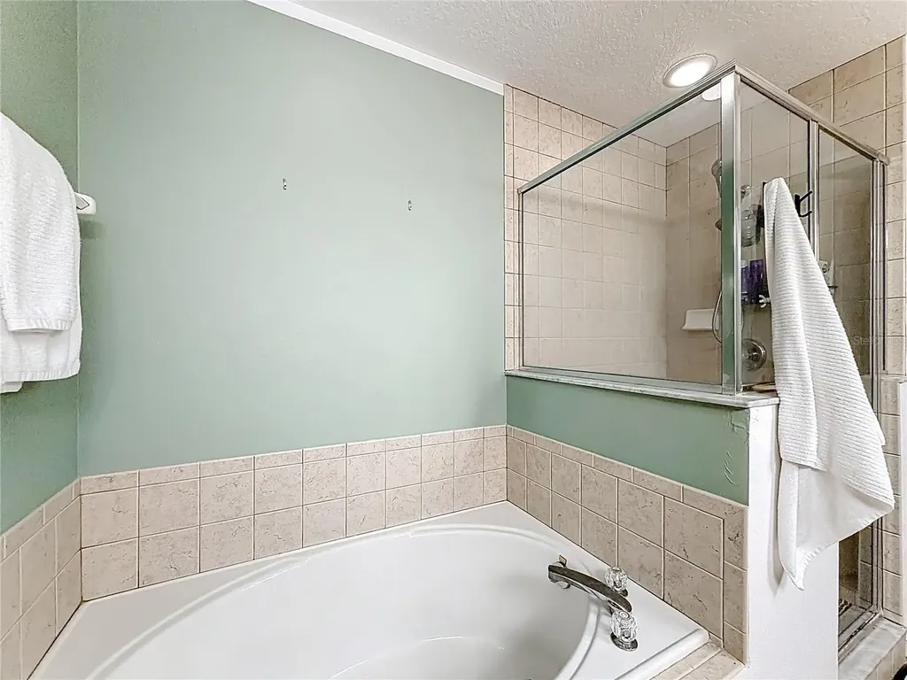 2272 Wekiva Village Lane Apopka FL 32703