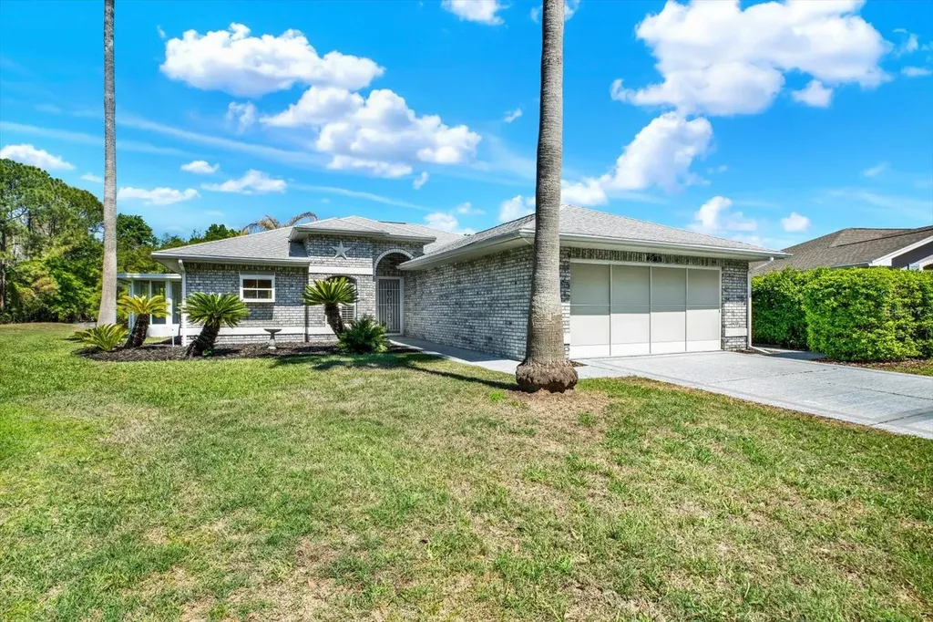 29451 Schinnecock Hills Lane San Antonio FL 33576