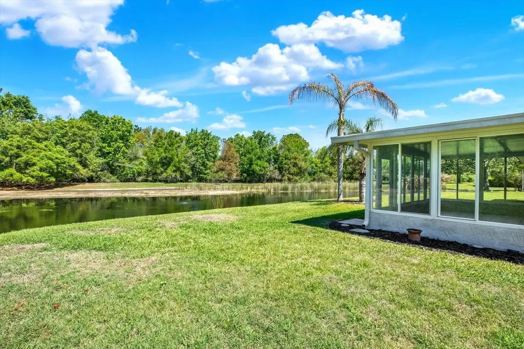 29451 Schinnecock Hills Lane San Antonio FL 33576