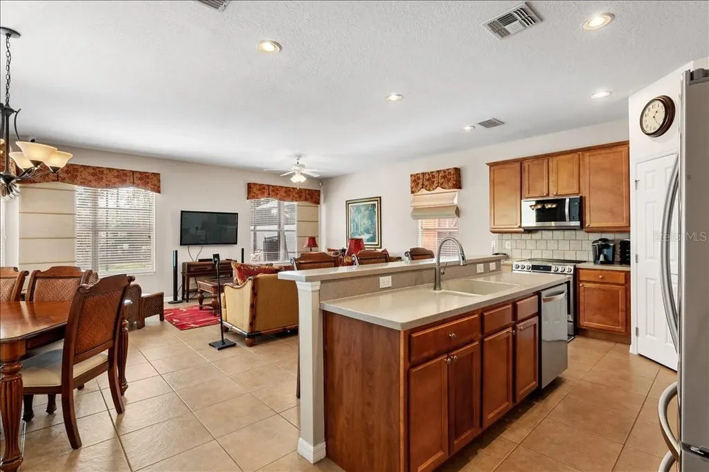 141 Orange Cosmos Boulevard Davenport FL 33837