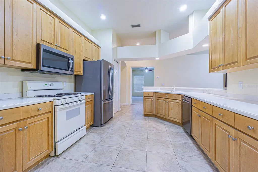 18024 Arbor Crest Drive Tampa FL 33647
