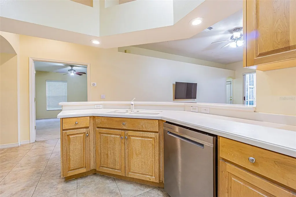 18024 Arbor Crest Drive Tampa FL 33647