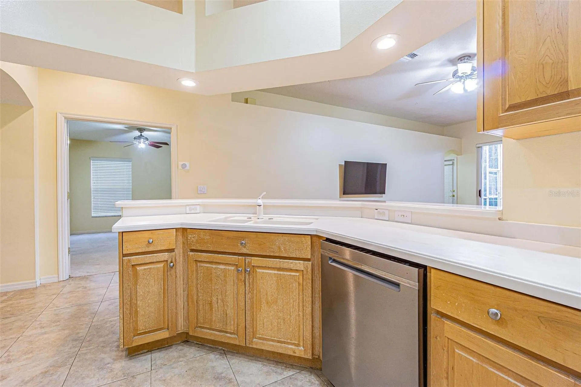 18024 Arbor Crest Drive Tampa FL 33647