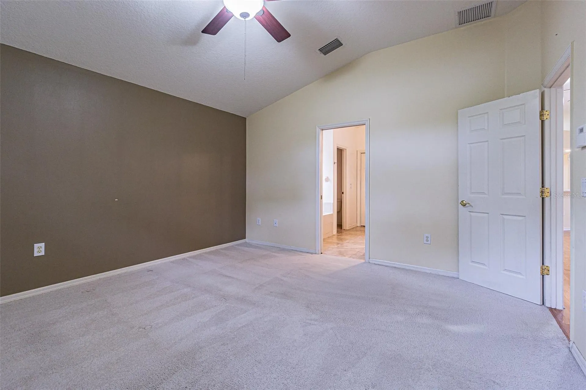 18024 Arbor Crest Drive Tampa FL 33647