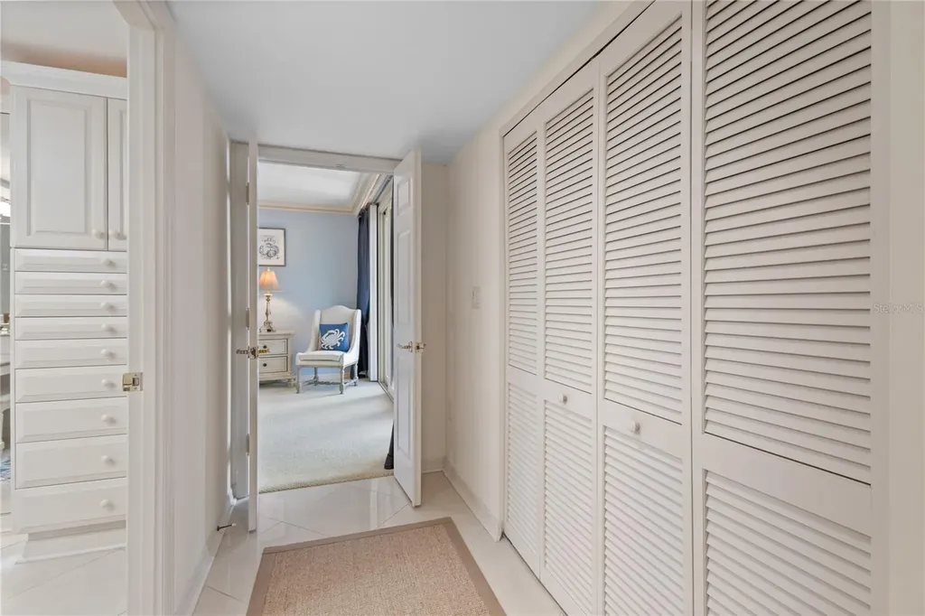 1445 Gulf Of Mexico Drive Longboat Key FL 34228