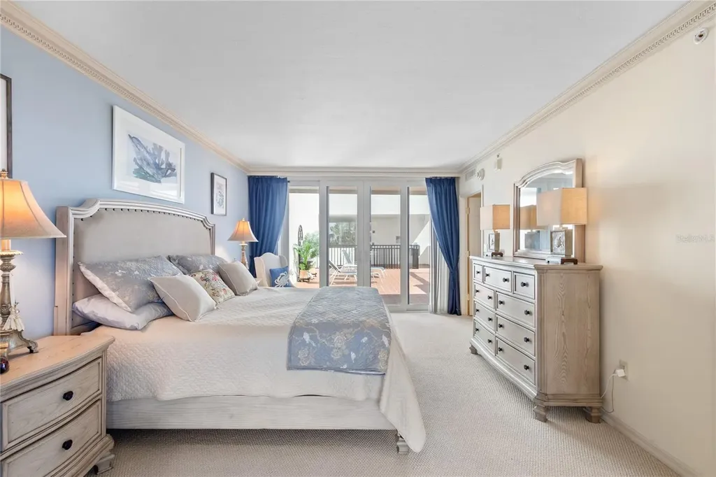 1445 Gulf Of Mexico Drive Longboat Key FL 34228