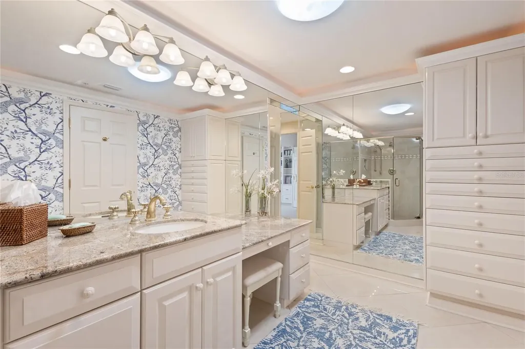 1445 Gulf Of Mexico Drive Longboat Key FL 34228