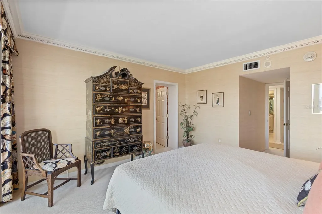 1445 Gulf Of Mexico Drive Longboat Key FL 34228