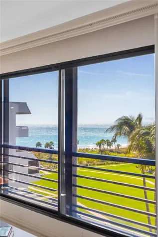 1445 Gulf Of Mexico Drive Longboat Key FL 34228