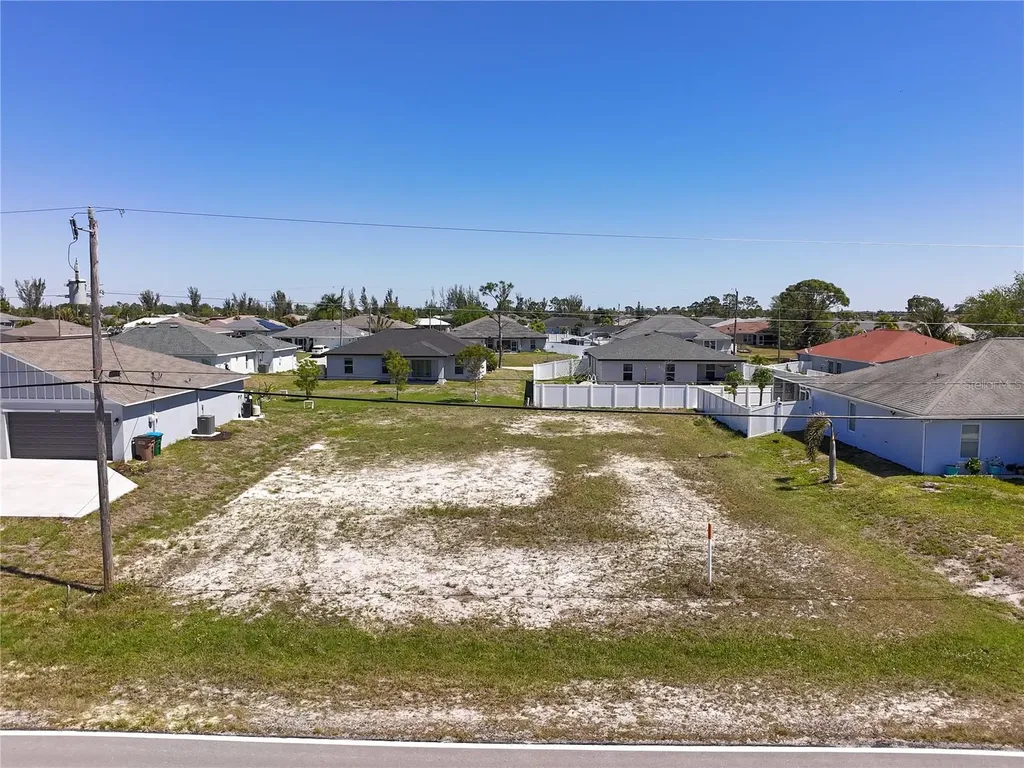 3605 W Gator Circle Cape Coral FL 33909