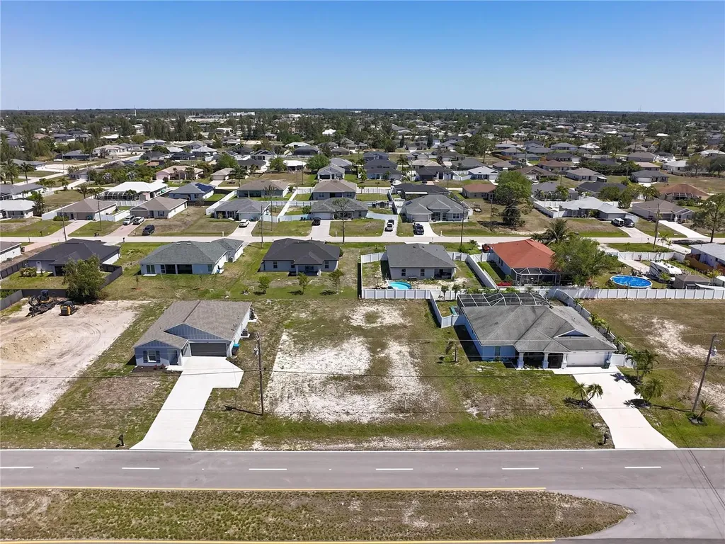 3605 W Gator Circle Cape Coral FL 33909