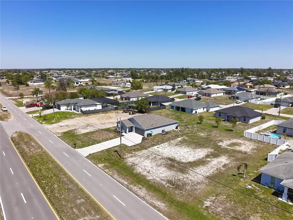 3605 W Gator Circle Cape Coral FL 33909
