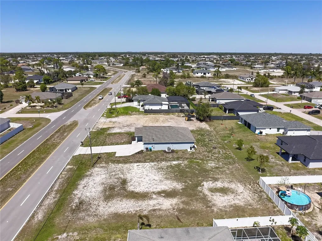 3605 W Gator Circle Cape Coral FL 33909