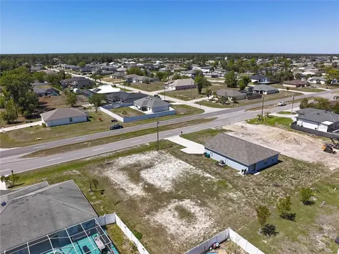 3605 W Gator Circle Cape Coral FL 33909