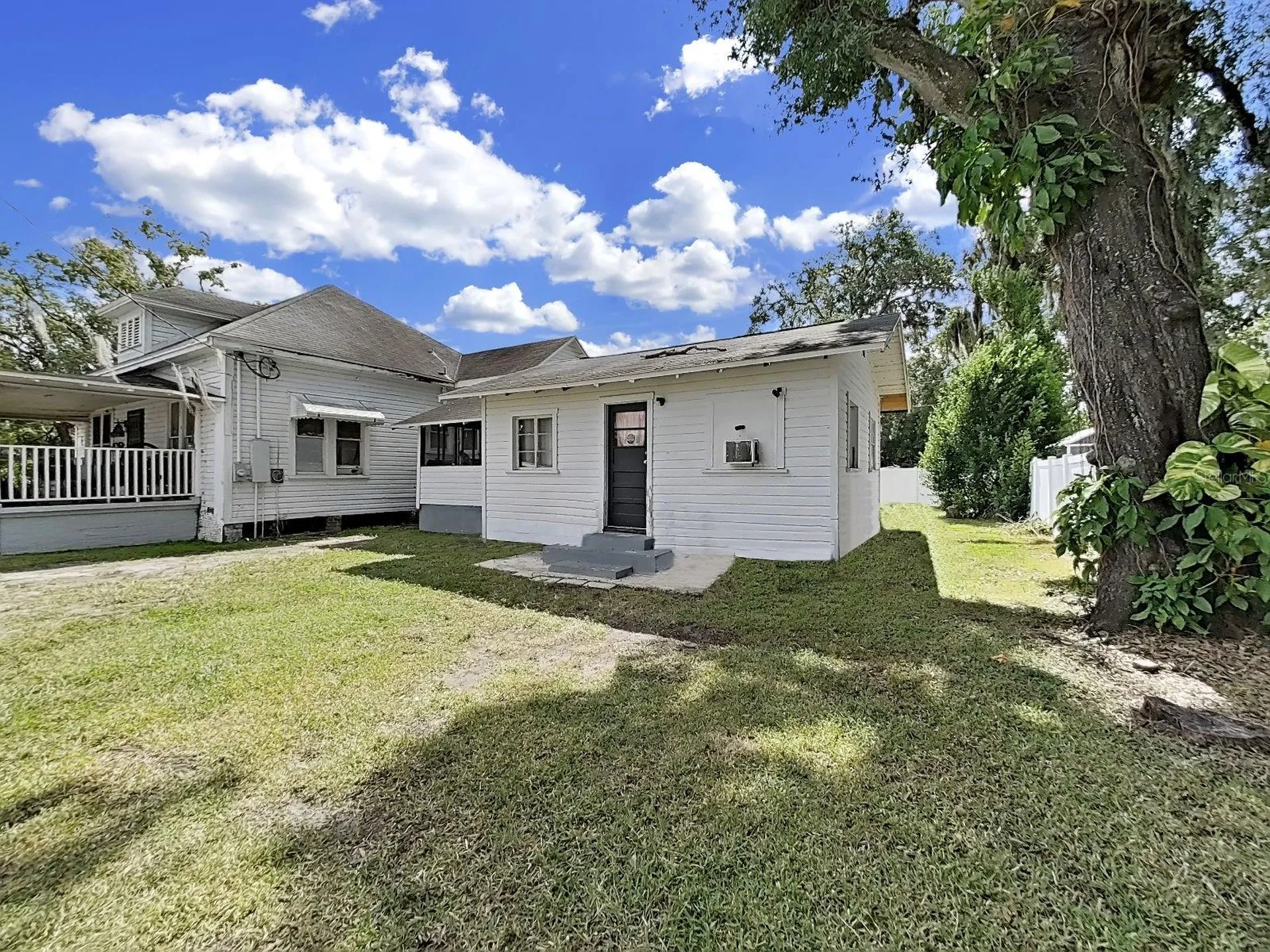 601 W Baker Street Plant City FL 33563