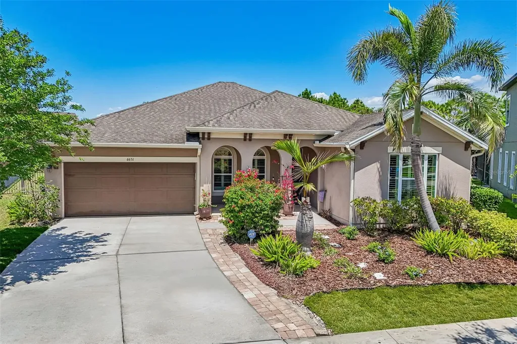 6651 Current Drive Apollo Beach FL 33572