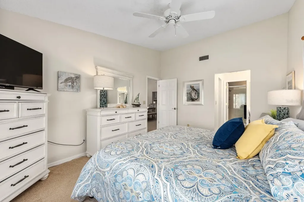 5656 Ashton Lake Drive Sarasota FL 34231