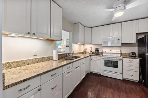 5656 Ashton Lake Drive Sarasota FL 34231