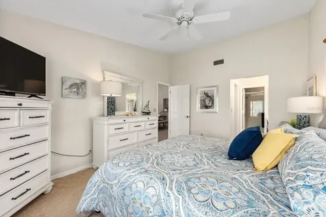 5656 Ashton Lake Drive Sarasota FL 34231