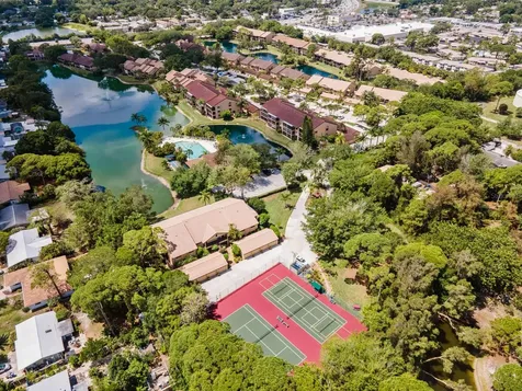 5656 Ashton Lake Drive Sarasota FL 34231