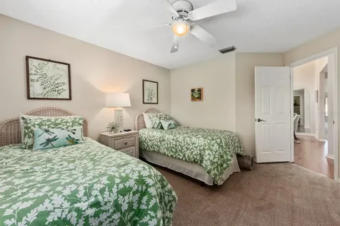 5656 Ashton Lake Drive Sarasota FL 34231