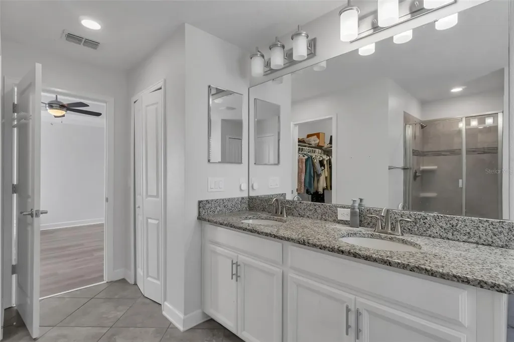 11874 Ginsberg Place Orlando FL 32832