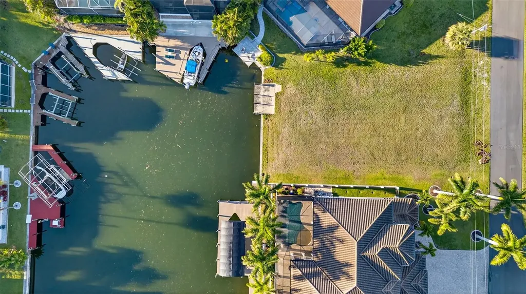 5423 SW 17th Avenue Cape Coral FL 33914