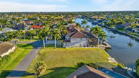 5423 SW 17th Avenue Cape Coral FL 33914