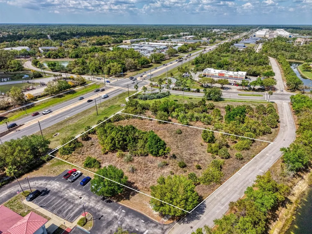 2487 Sycamore Street North Port FL 34289