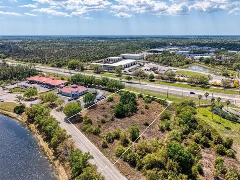 2487 Sycamore Street North Port FL 34289