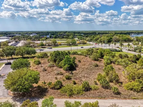 2487 Sycamore Street North Port FL 34289