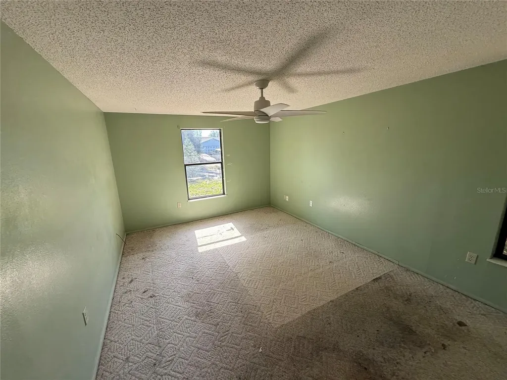 6608 36th Avenue Drive W Bradenton FL 34209