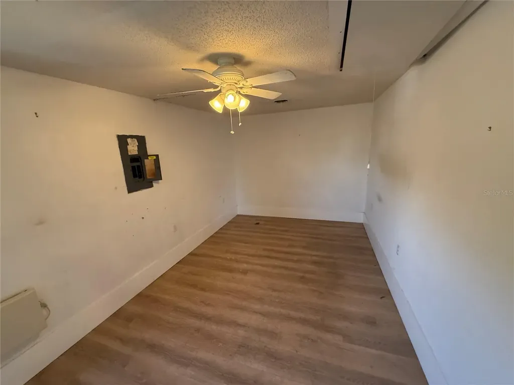 6608 36th Avenue Drive W Bradenton FL 34209