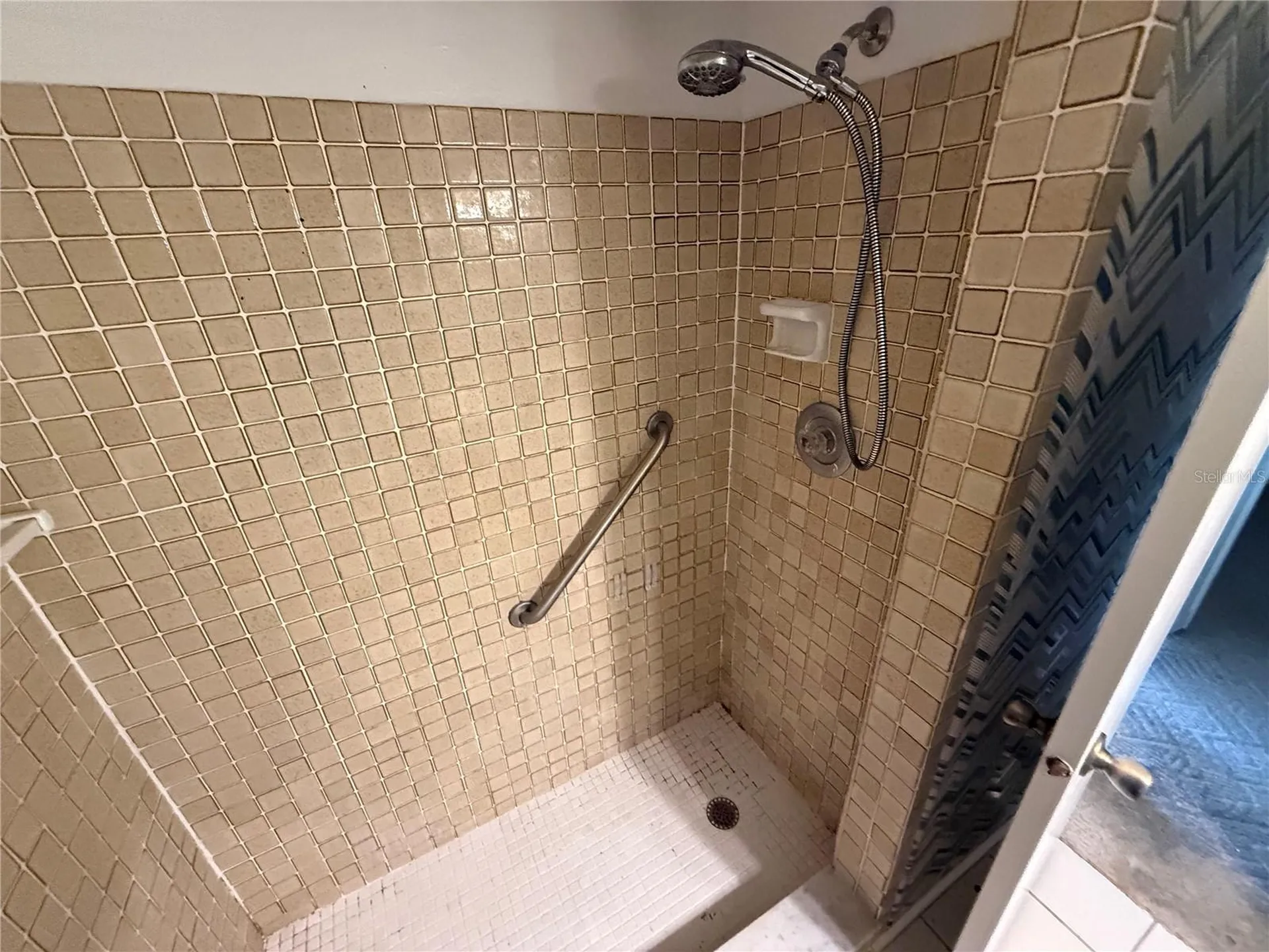 6608 36th Avenue Drive W Bradenton FL 34209