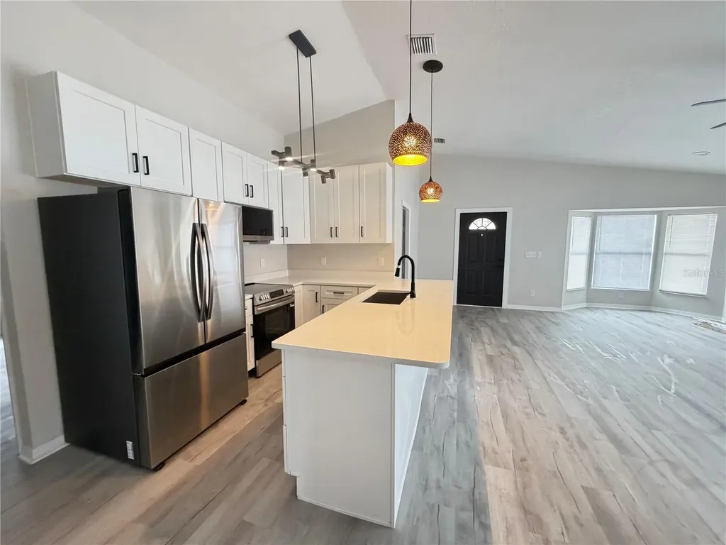1014 16th Avenue NW Largo FL 33756