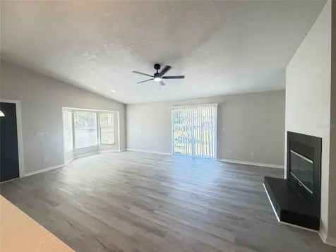 1014 16th Avenue NW Largo FL 33756
