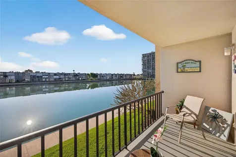 7625 Sun Island Drive S South Pasadena FL 33707