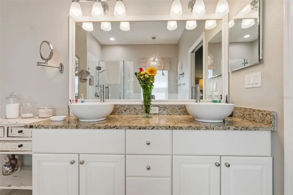 2706 Sierra Vista Way Holiday FL 34691